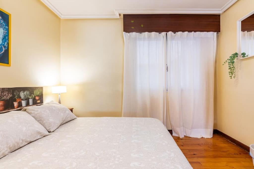 Terraza Playa Y Calle Peatonal Ess03377 Сан-Себастьян Экстерьер фото