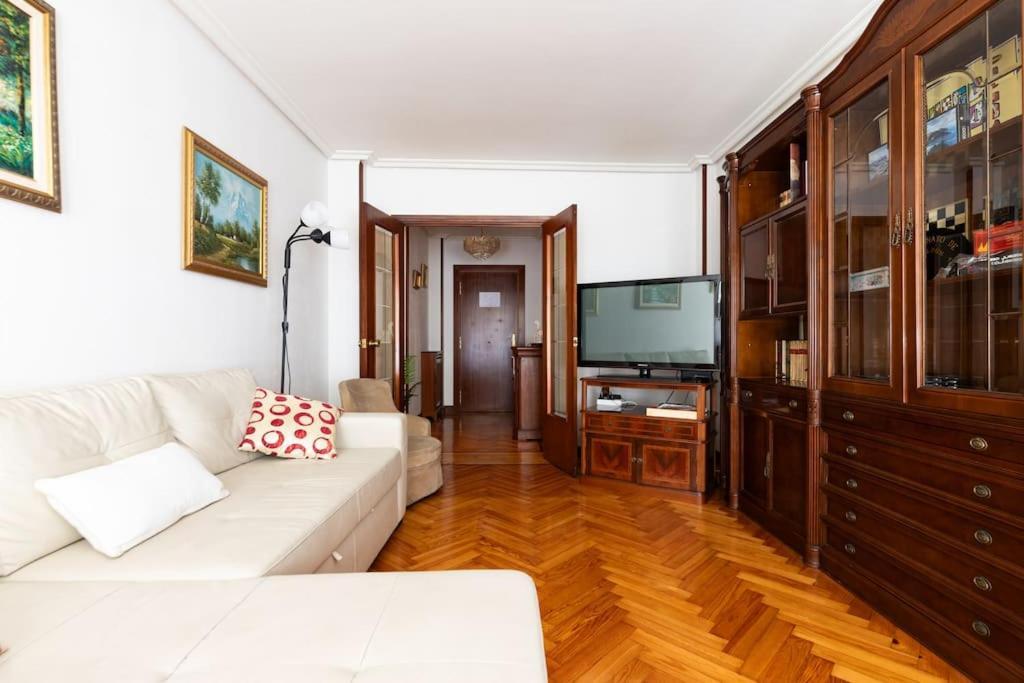 Terraza Playa Y Calle Peatonal Ess03377 Сан-Себастьян Экстерьер фото