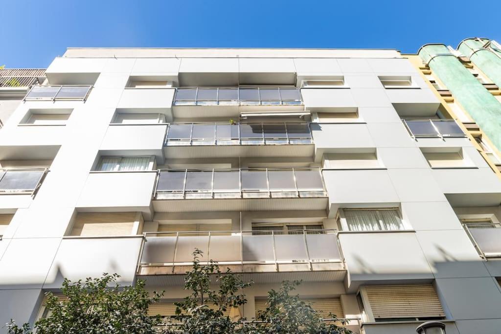 Terraza Playa Y Calle Peatonal Ess03377 Сан-Себастьян Экстерьер фото
