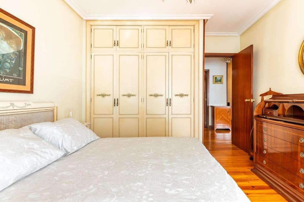 Terraza Playa Y Calle Peatonal Ess03377 Сан-Себастьян Экстерьер фото